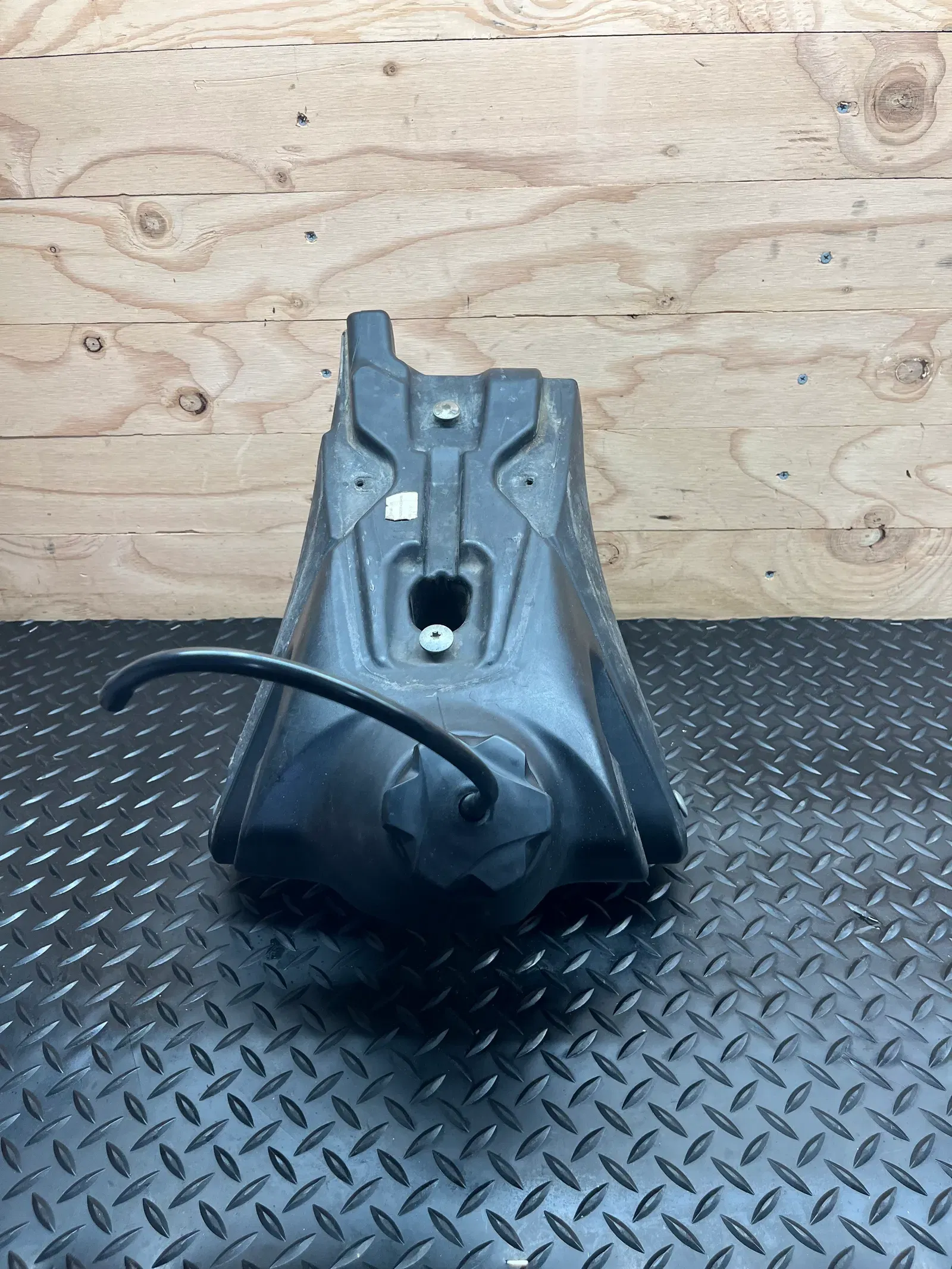 KTM　125SX純正タンク KTM 125SX純正タンク 2007 KTM 125 SX Genuine OEM Fuel Tank