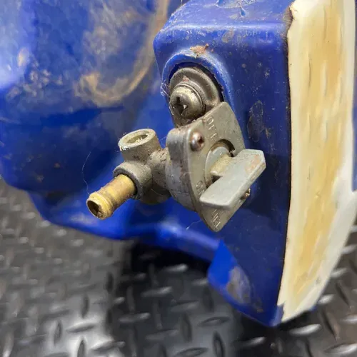 02-21 YZ125 YZ250 OEM Gas Fuel Tank 