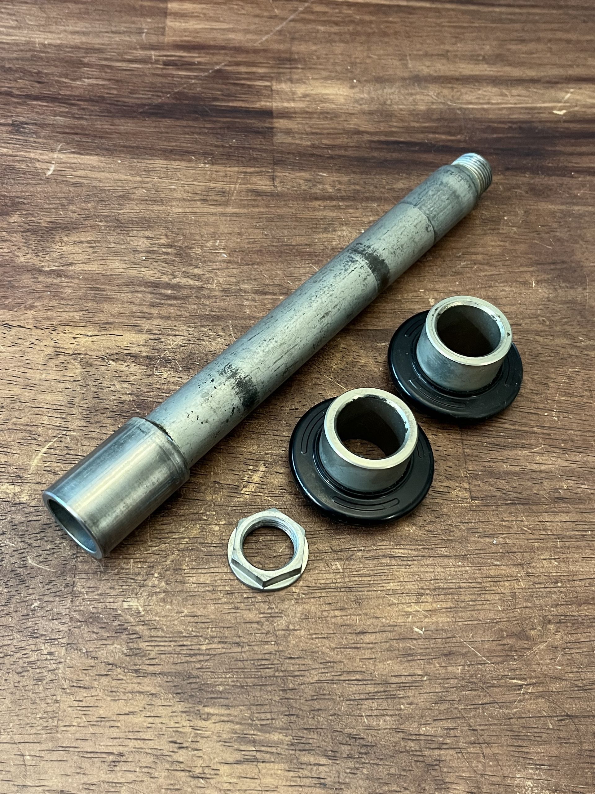 2025 KX250 OEM Front Axle W/ Spacers - 2019-2026 KAWASAKI KX 450 250 41068-0633