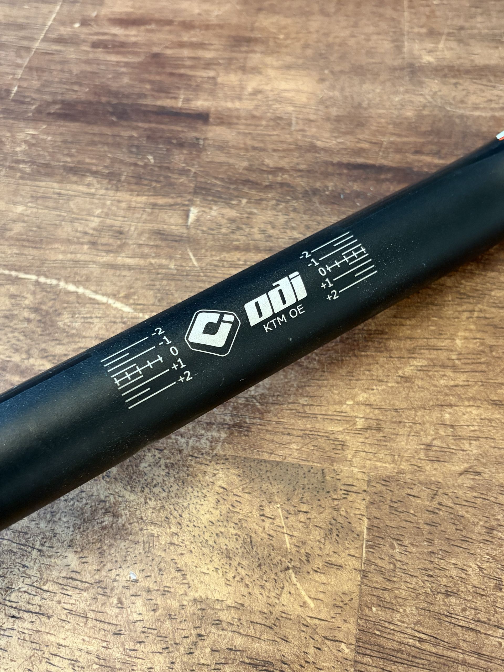 ODI Podium Flight MX Handlebars W/ Handle Bar Pad 1 1/8 - KTM OE Bend - H626CFB