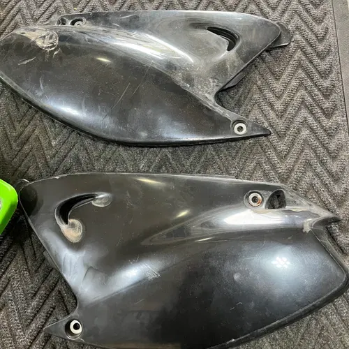 03-07 KX125 KX250 OEM Plastic Set W/ Monster Energy Graphics