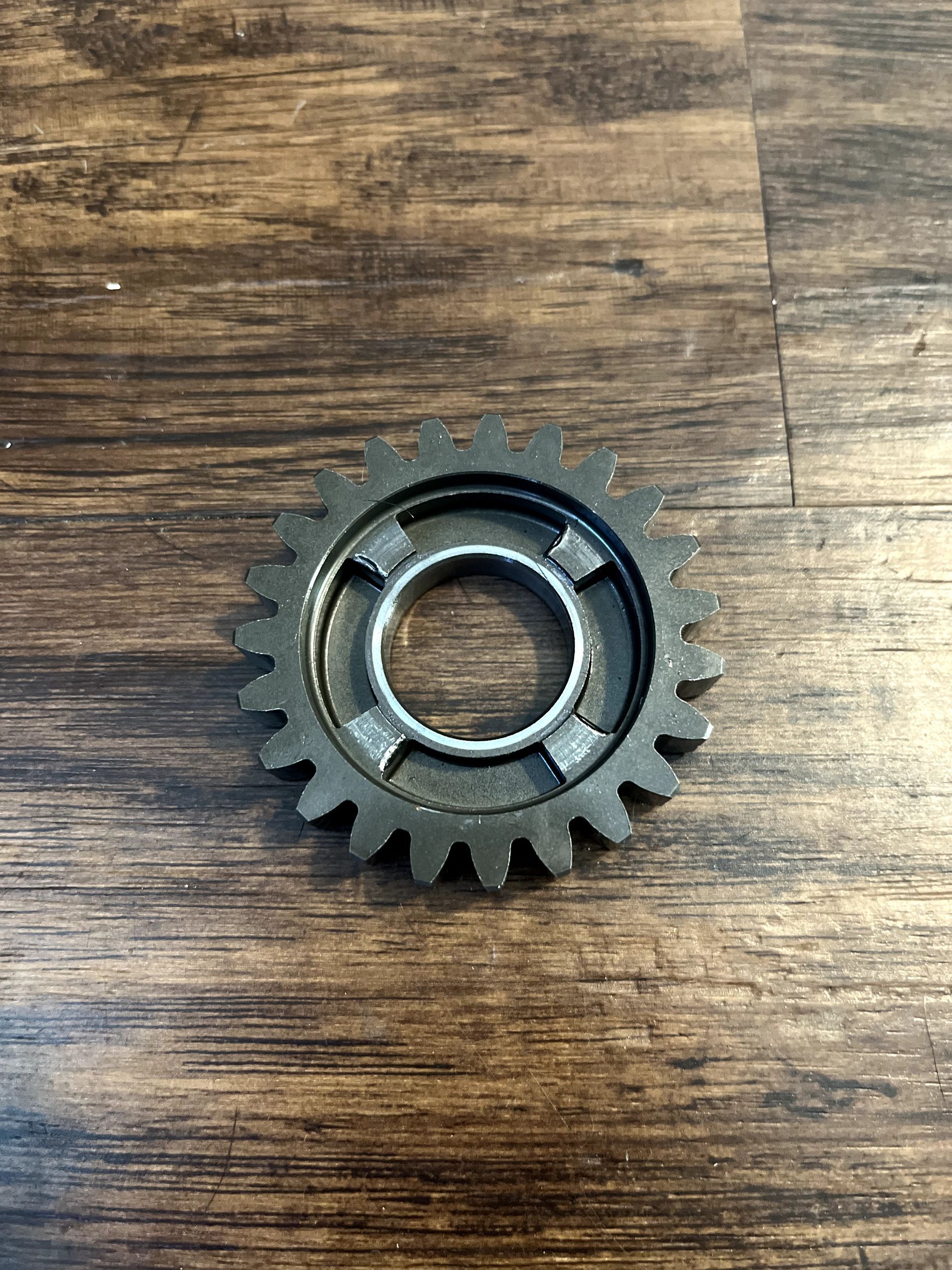 NEW 96-08 RM250 OEM 5th Drive Transmission Trans Gear - 24251-37E00