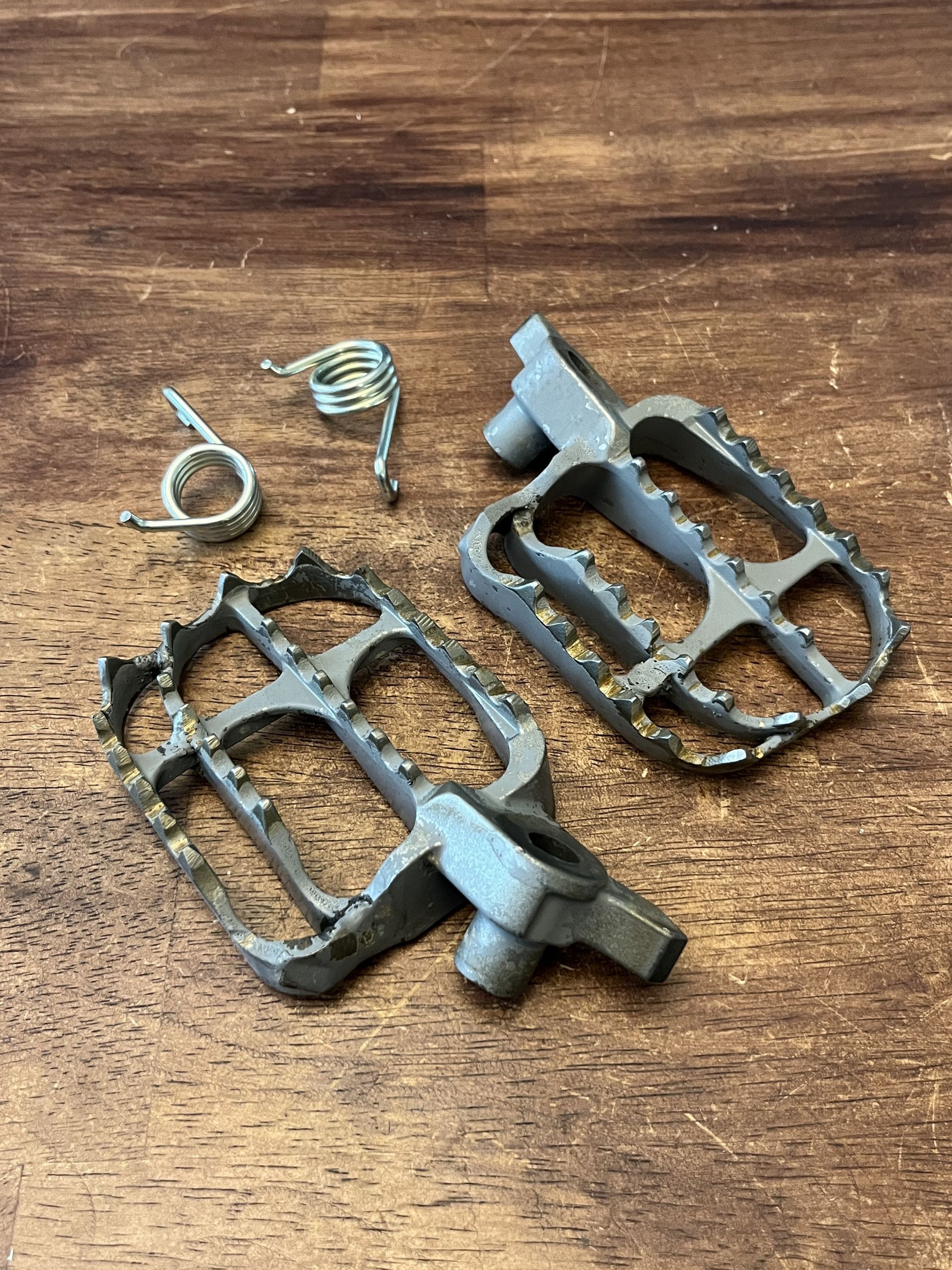 2025 YZ250F YZ450F OEM Custom Oversized Foot Pegs - 2023-2026 YAMAHA