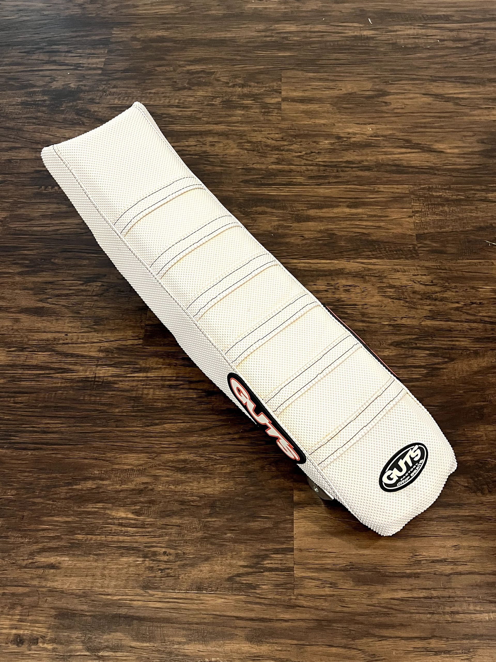 LIKE NEW YZ250F YZ450F GUTS Racing Complete Seat Assembly W/ Phantom Foam -WHITE