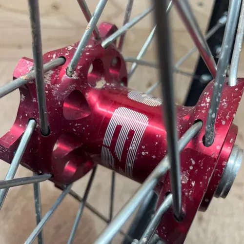 EZE DID Front Wheel - Honda Crf 250r 450r Factory Honda 