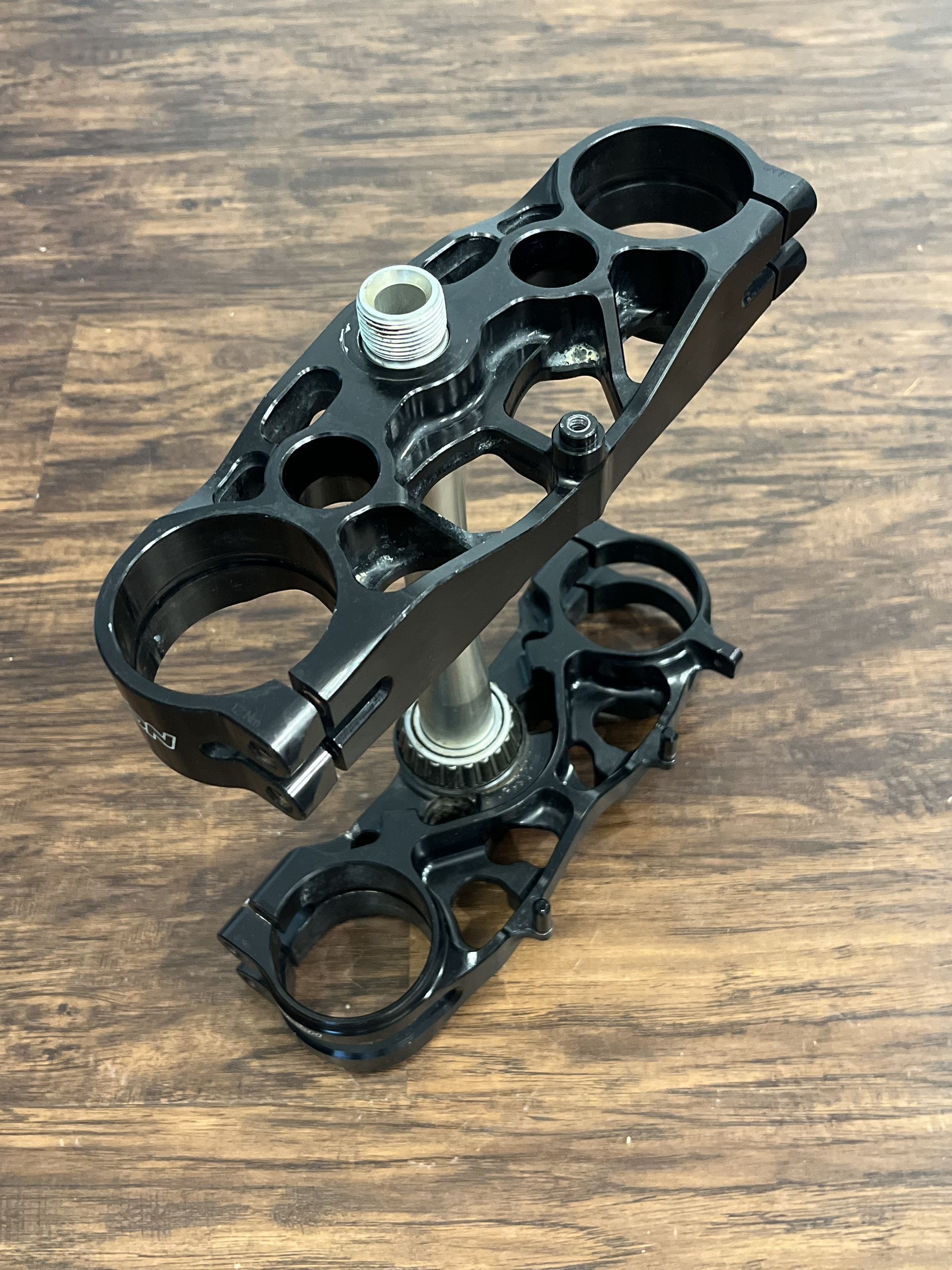 LUXON Factory Split GEN 2 Triple Clamps - 2019-2025 KX450 KX250 - 21.5 BLACK