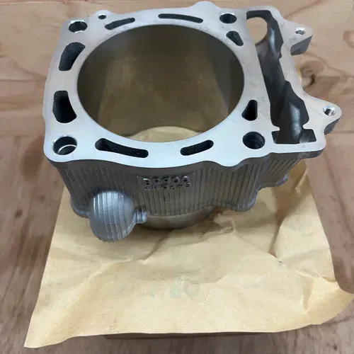 NEW 20-22 YZ450F OEM Cylinder - B2W-11311-00-00