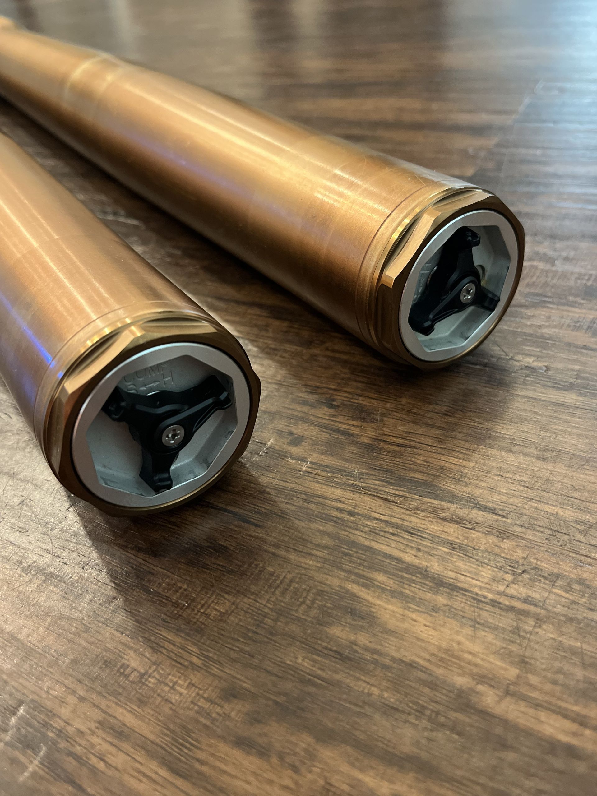 YZ250F YZ450F A-KIT KYB FACTORY Front Forks W/ Kashima Tubes / DLC TiNi Lowers