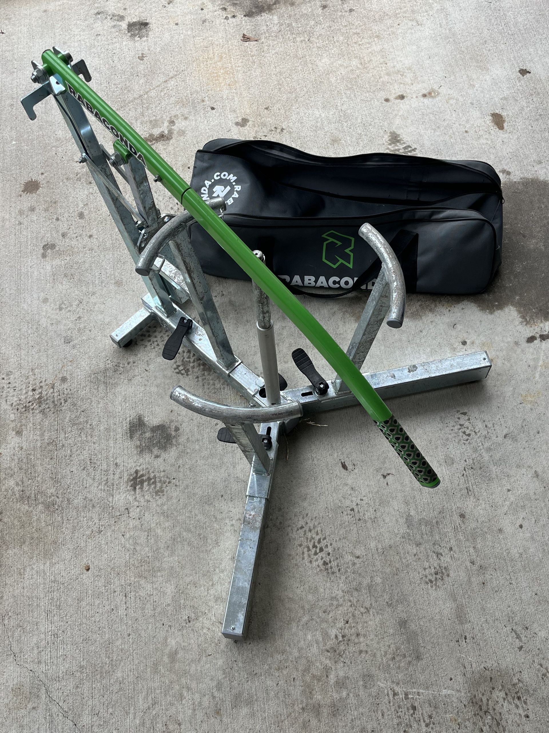 Rabaconda Adjustable Dirt Bike Tire Changer W/ Bag