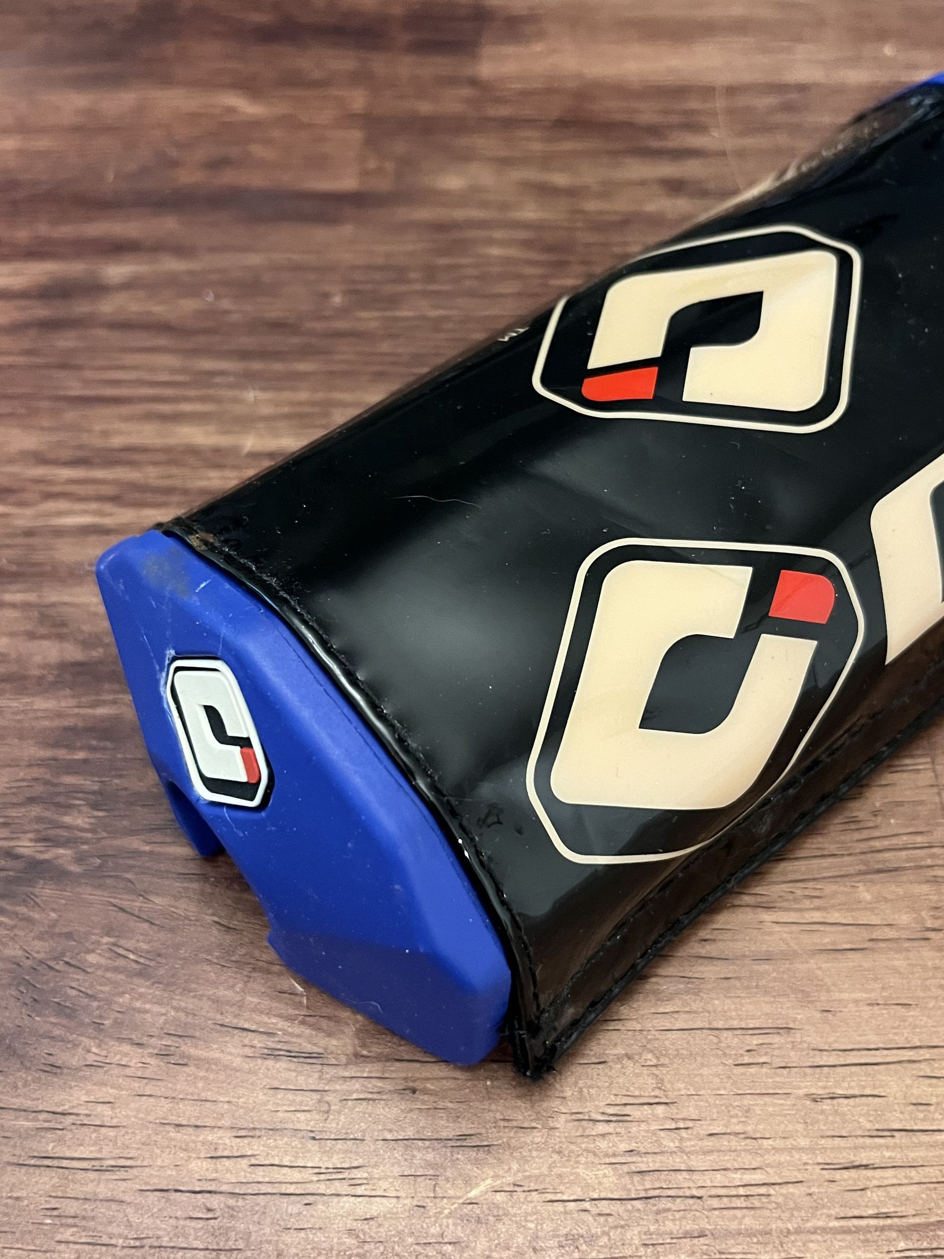 ODI Oversized Handle Bar Pad - Black Blue - H72BPO