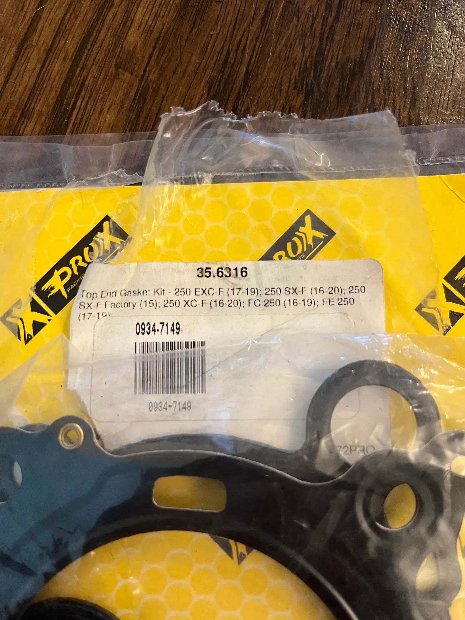 ProX Top End Gasket Set KTM250SX 17-19 ProX Top End Gasket Set KTM250SX 17-19