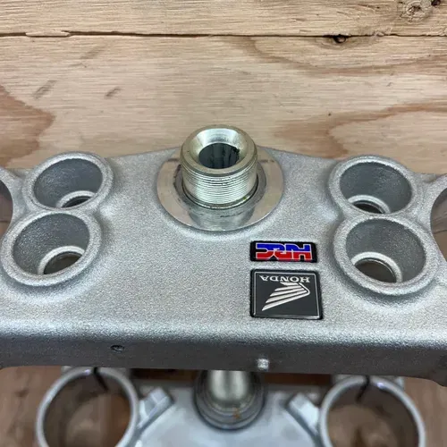 NEW HRC CRF250r CRF450r OEM Triple Clamps W/ Mount Buffers