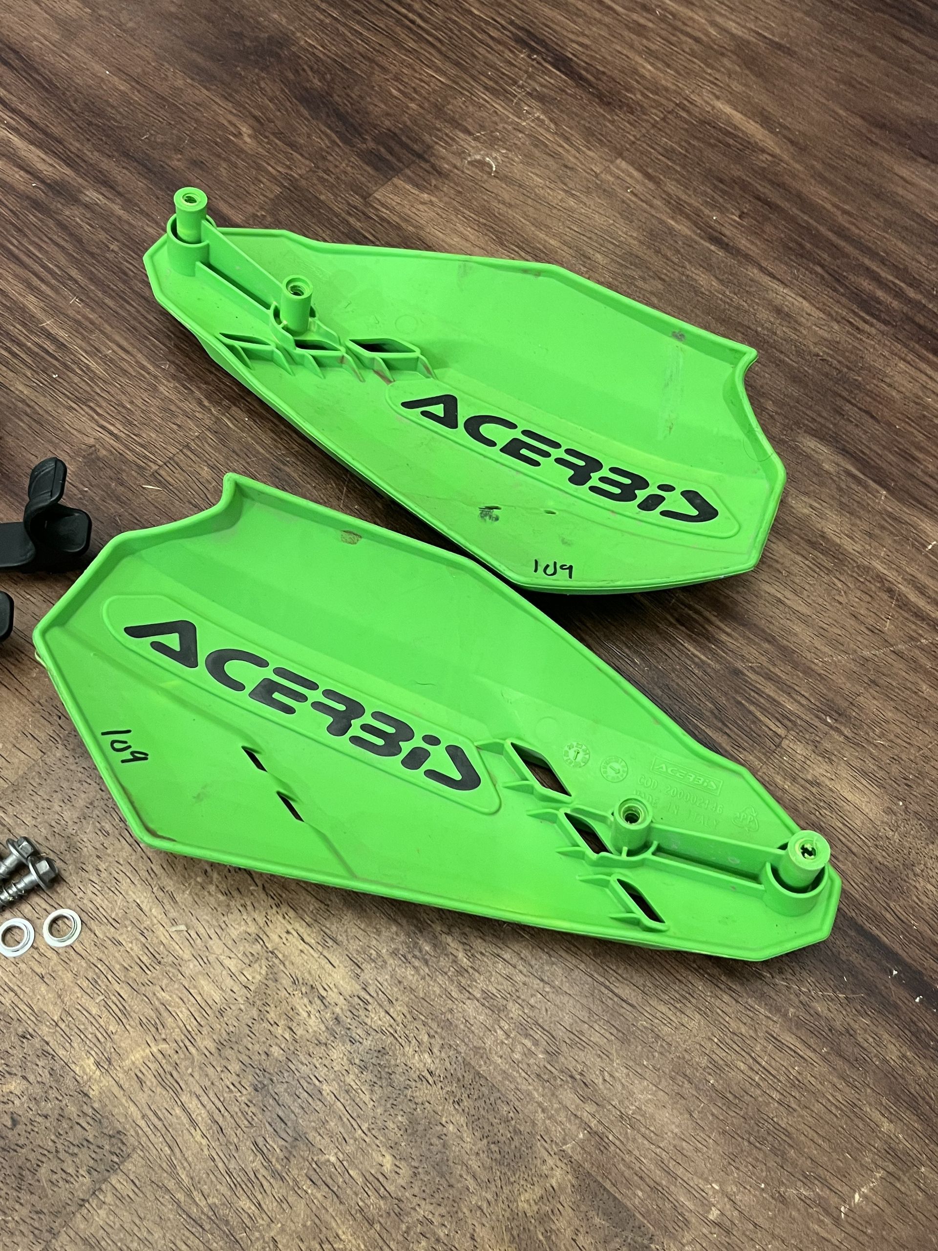 Acerbis K-Linear Handguards Hand Guards - Green / Black - 2981351089