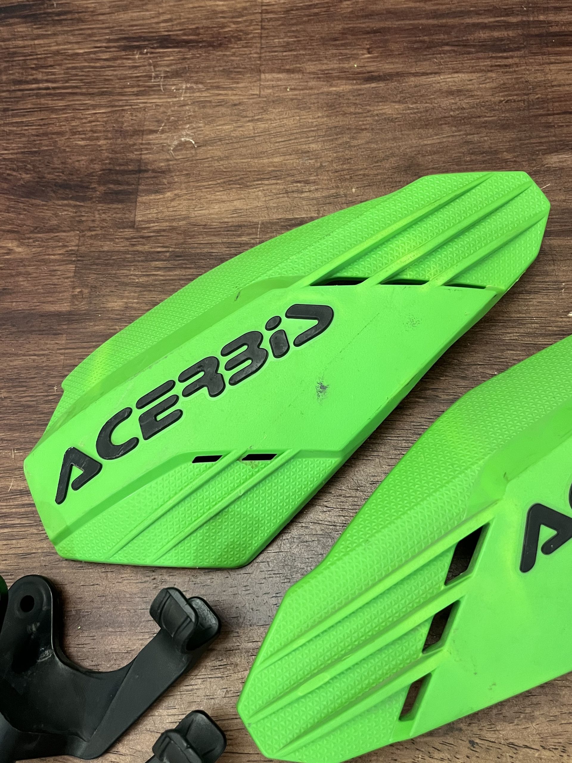 Acerbis K-Linear Handguards Hand Guards - Green / Black - 2981351089