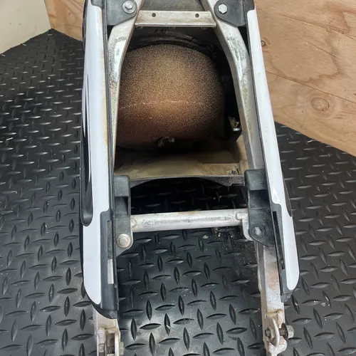 02-04 YZ125 YZ250 Complete Subframe Rear Frame w/ Airbox Assembly 
