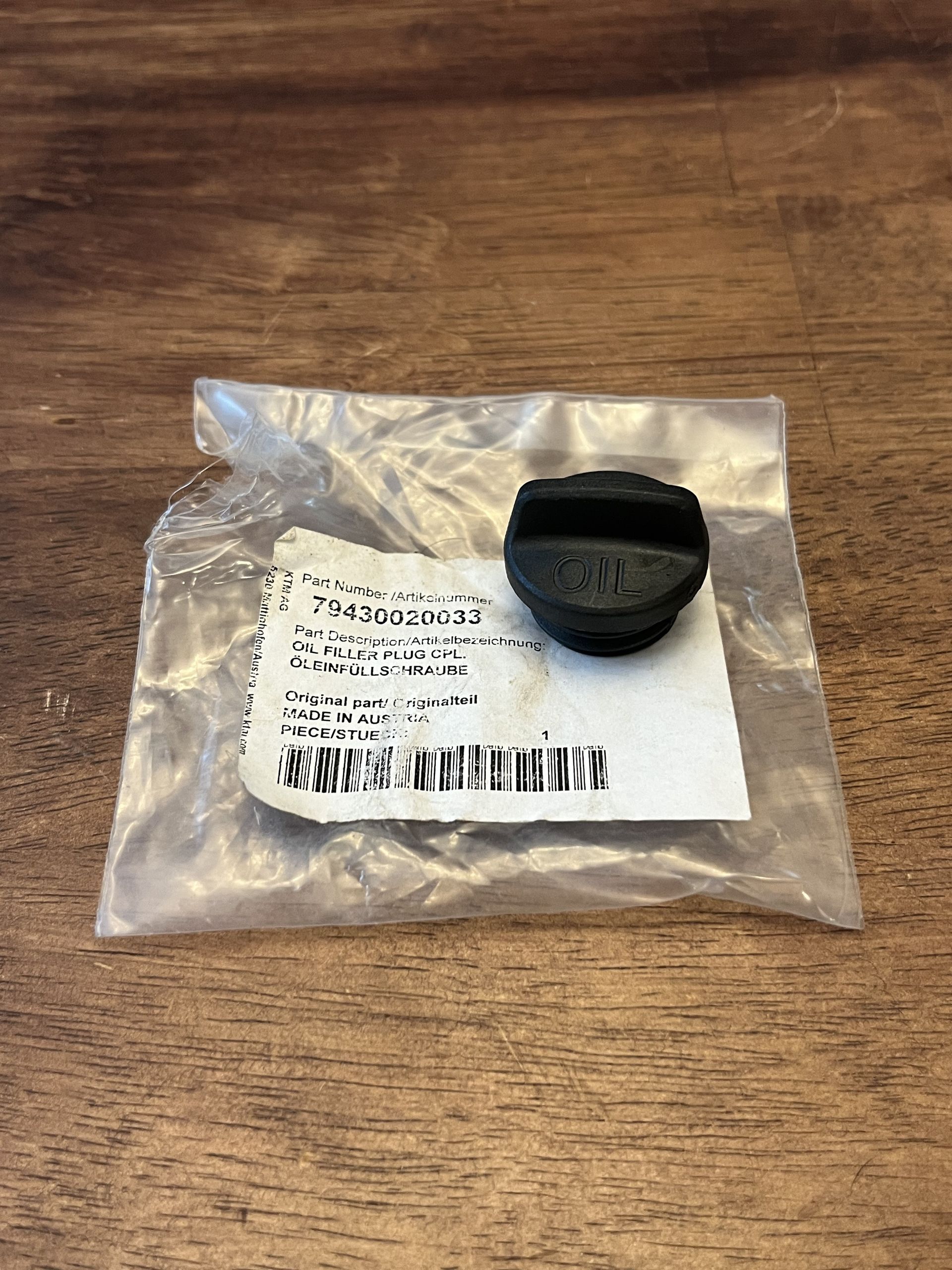 NEW OEM Oil Filler Cap M24x3 - 2007-2025 KTM GAS GAS HUSQ 65 - 450 - 79430020033