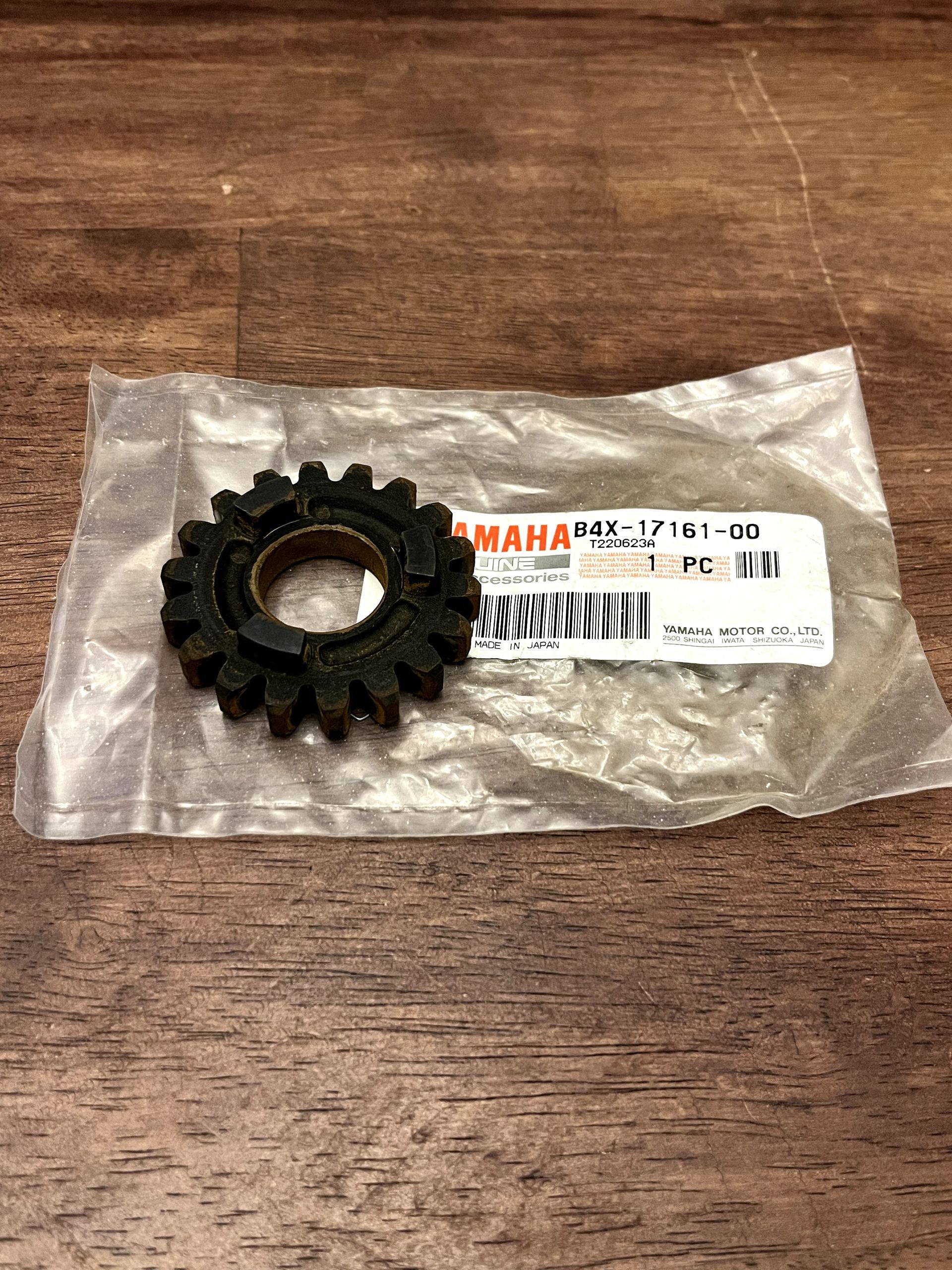 NEW 22-25 YZ125 OEM 6TH PINION GEAR TRANSMISSION TRANS - B4X-17161-00-00