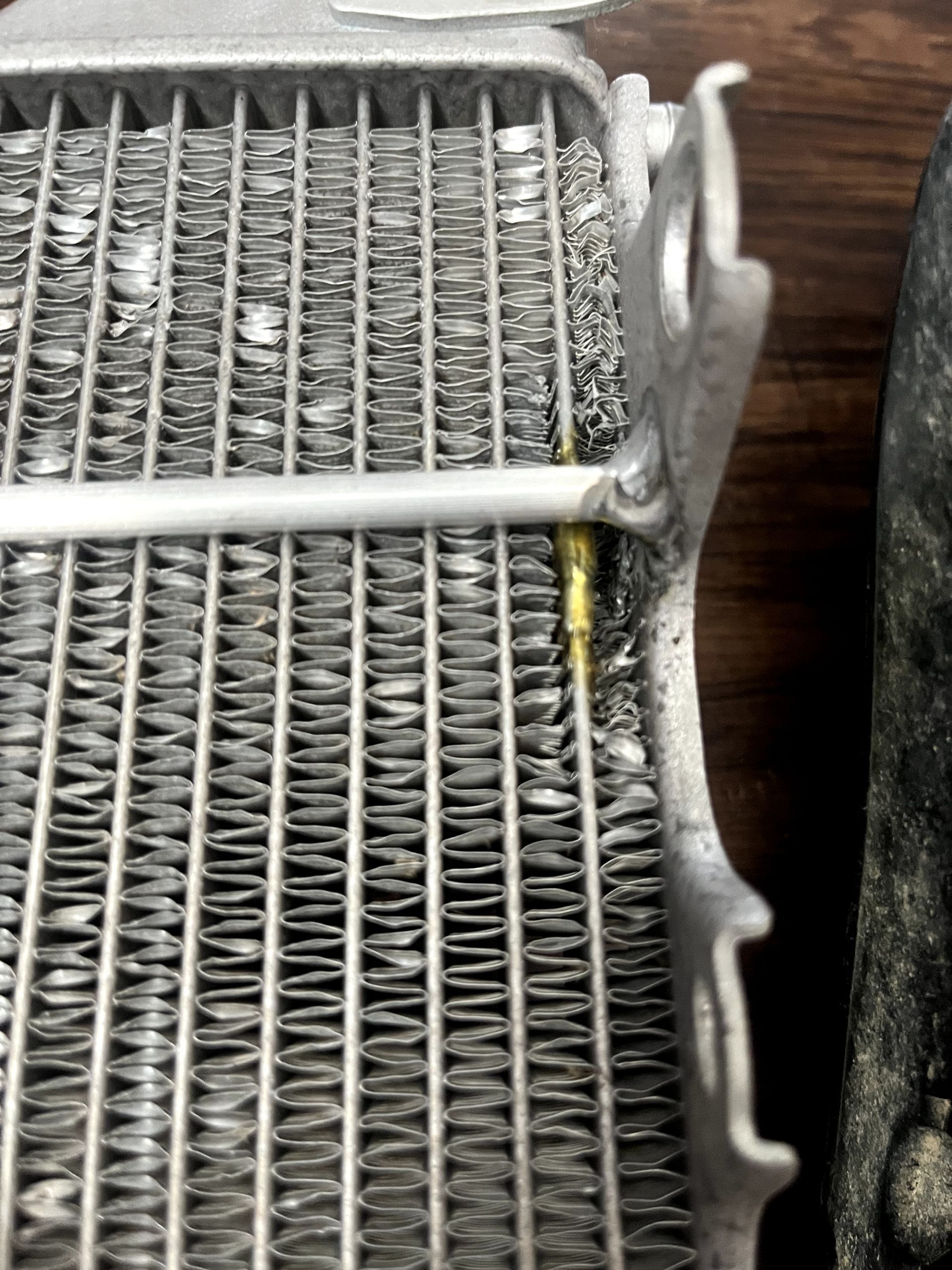 YZ250F YZ450F OEM Right Left Side Radiators W/ Radiator Louvers and Bar Support