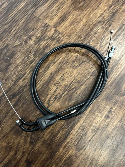 18-21 CRF250R Throttle Assembly - Tube / Grip / Cable