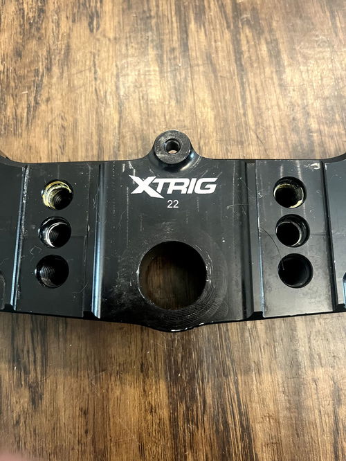 XTrig Tech Top Triple Clamp - YZ250F YZ450F Stock 22mm BLACK