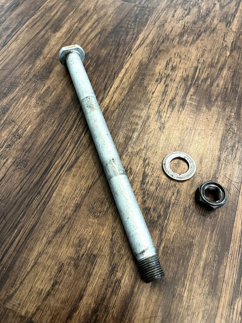 06-23 KX250 KX450 OEM Swingarm Axle - 33032-0012