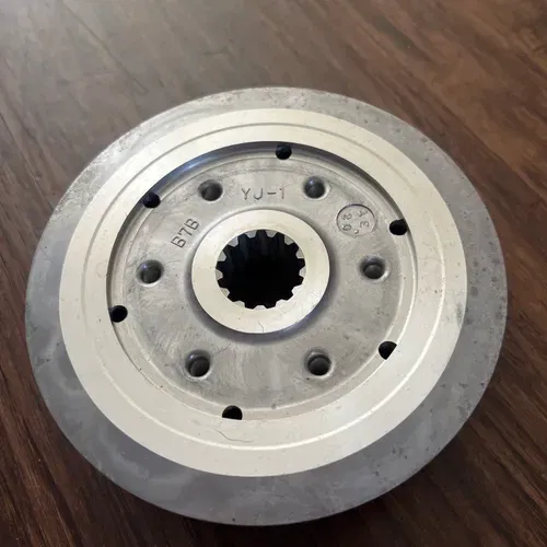 19-23 Yz250f Clutch Hub 