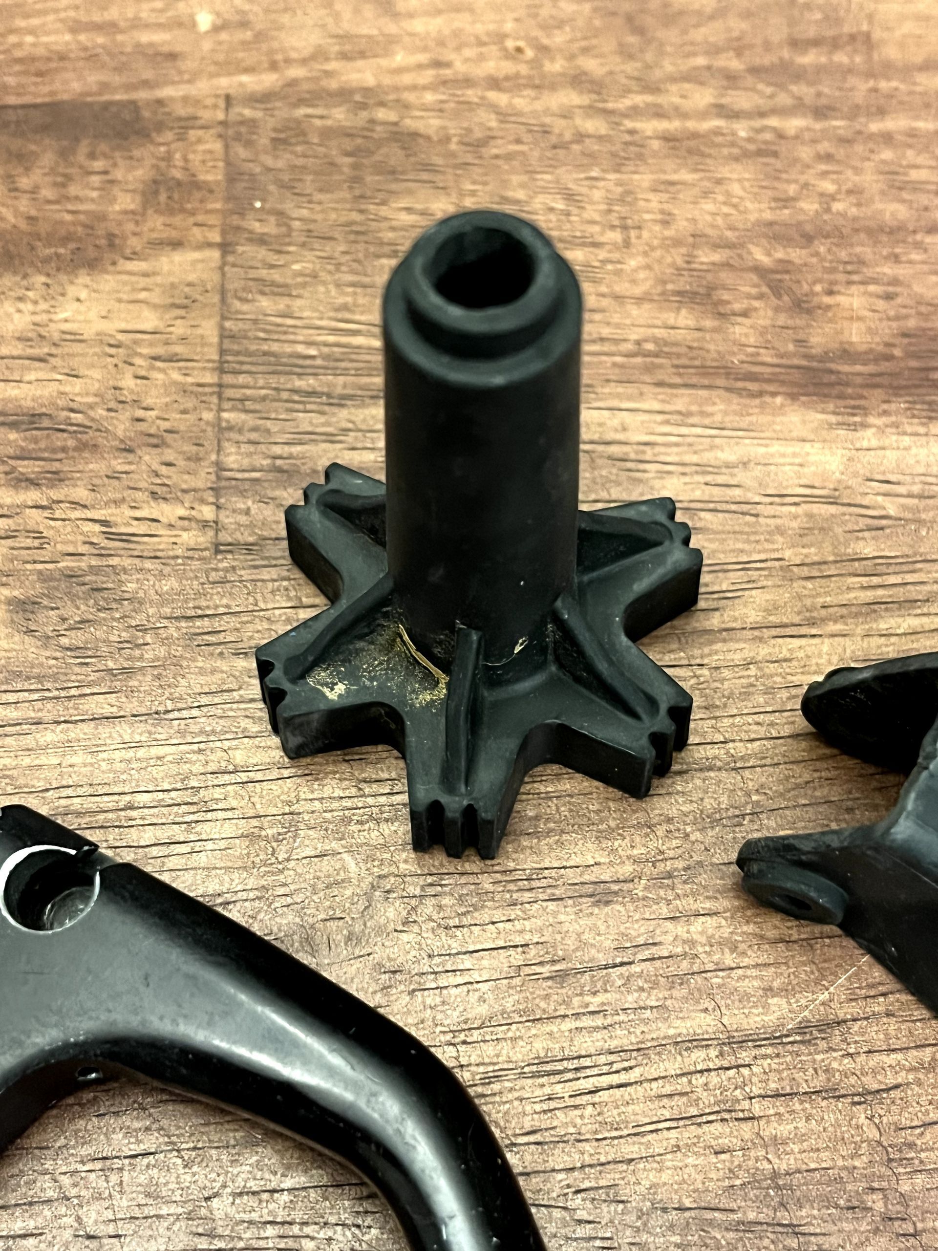 ARC RC-8 FACTORY PERCH RIGID CLUTCH LEVER W/ Dust Cover - BLACK - 28mm -AC-AP220