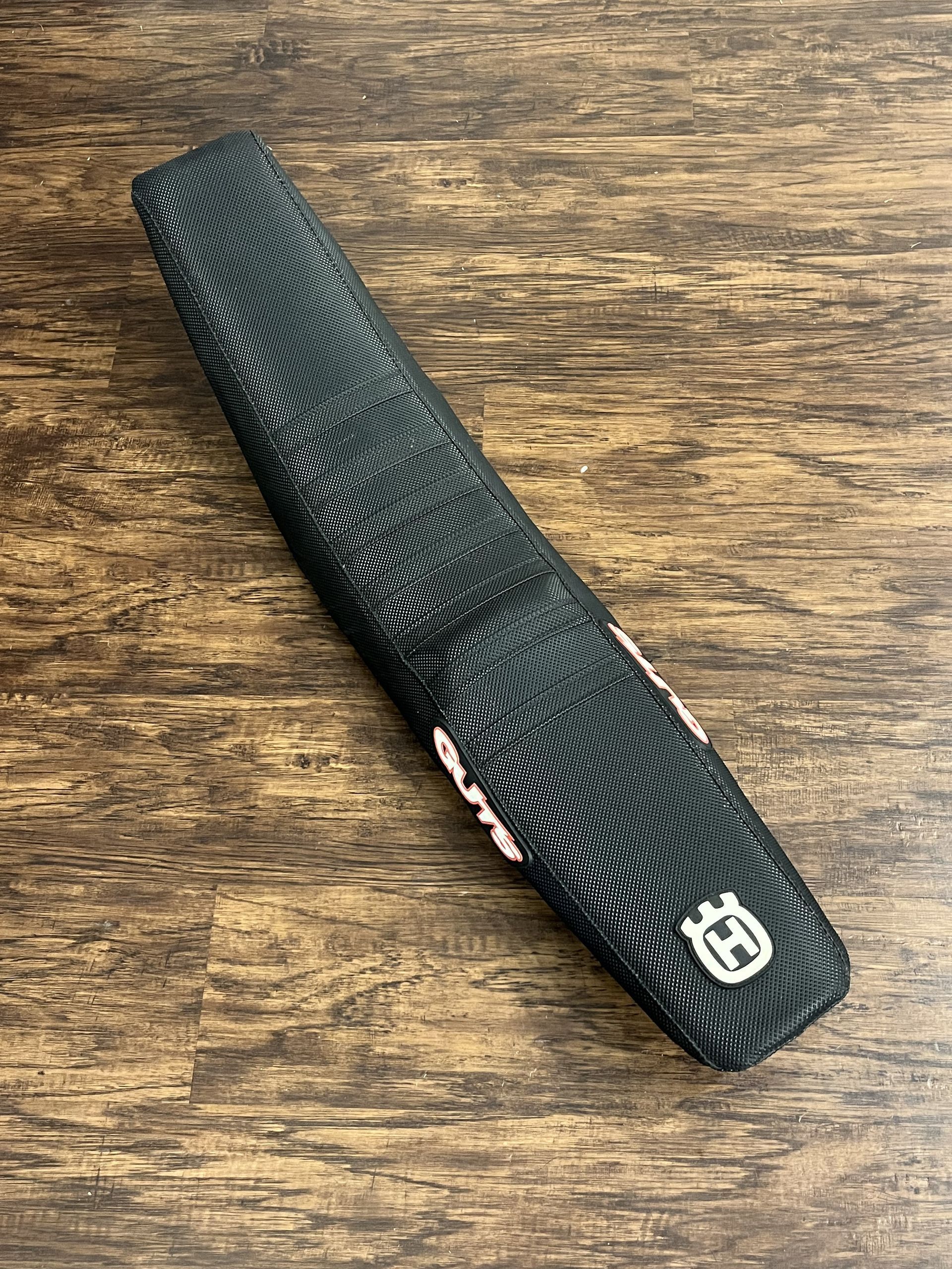 2021 FC 250 OEM Complete Seat - 2019-2022 Husqvarna TC 125 350 450 - 25107040100