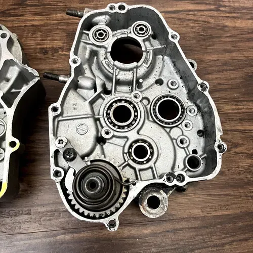 06-13 KX85 KX100 Motor Engine Cases Left Right Case W/ Kickstart Assembly Gear