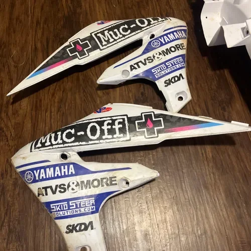 Yamaha Club MX Plastic Kit - Race Used White / Pink / Blue 