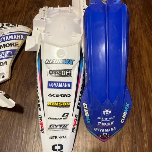 Yamaha Club MX Plastic Kit - Race Used White / Pink / Blue 