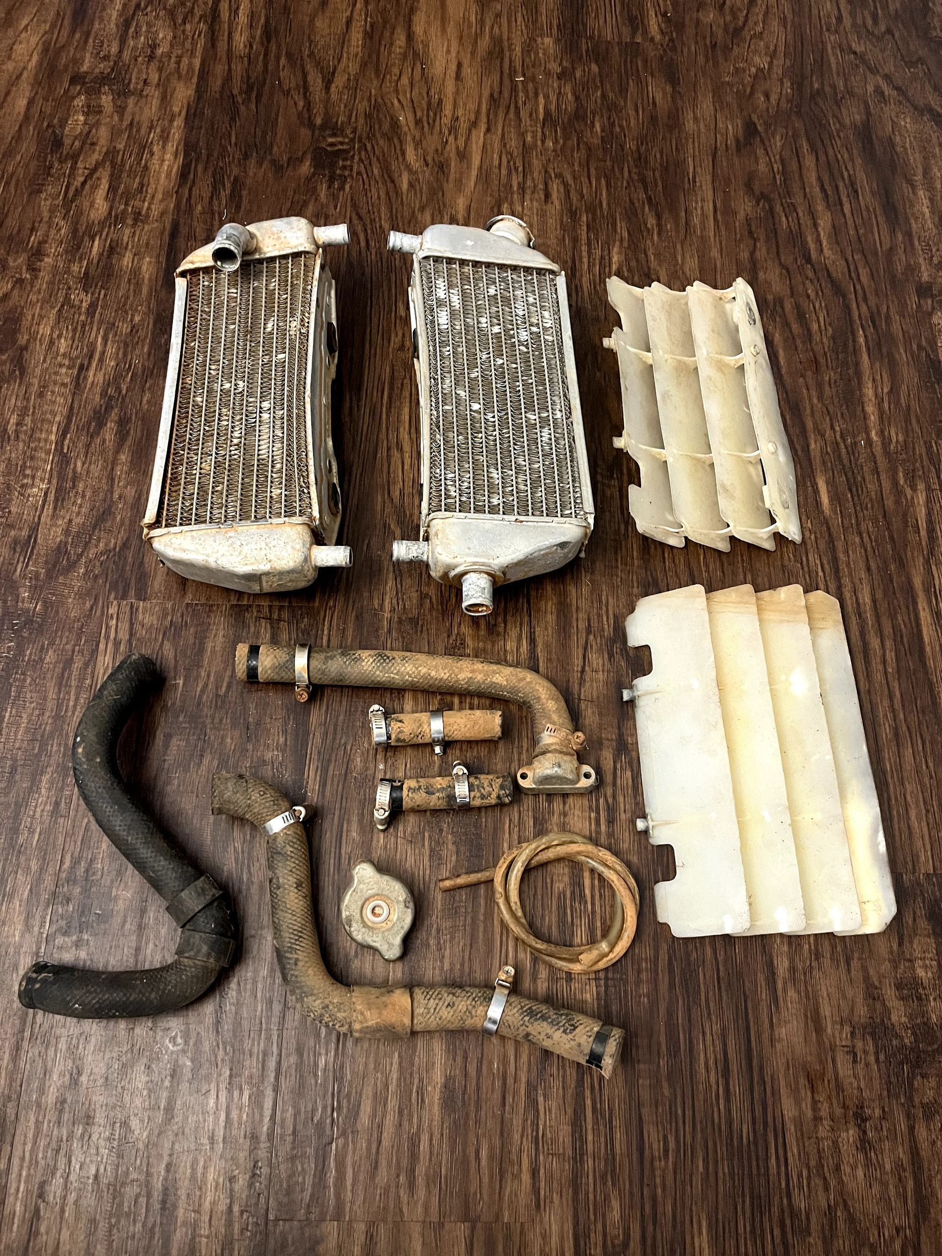 94-02 KX125 KX250 OEM Stock Radiator Set W/ Hoses / Cap / Clamps 