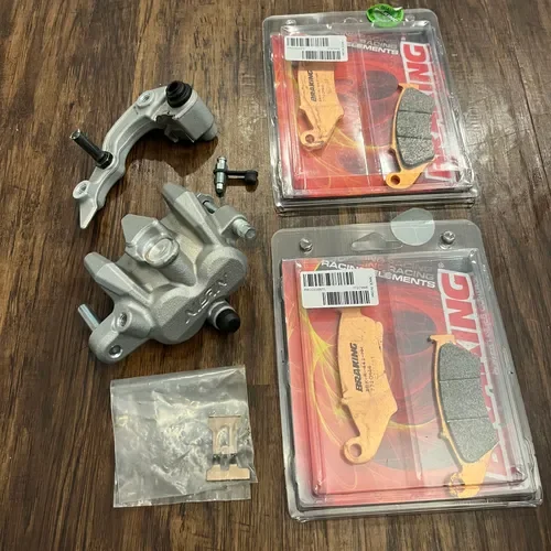 NEW Complete Front Brake Caliper Assembly W/ (2) sets of NEW BRAKING BRAKE PADS