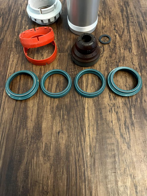  NEW WP Rear Shock Bladder / Buffer / Spring Retainer / Fork Seals