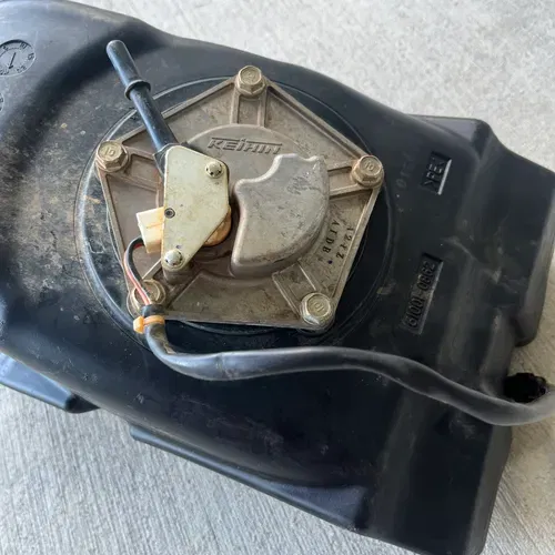 2019-2025 KX450 OEM Gas Tank W/ Fuel Pump - 51001-0928