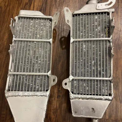 CUSTOM YZ250F YZ450F Oversized Left Right Radiator - Factory Team Only