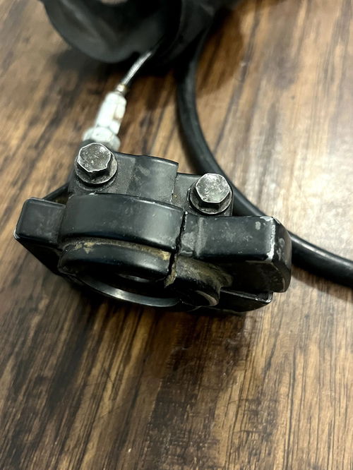 01-08 RM125 OEM Throttle Grip Housing and Cable