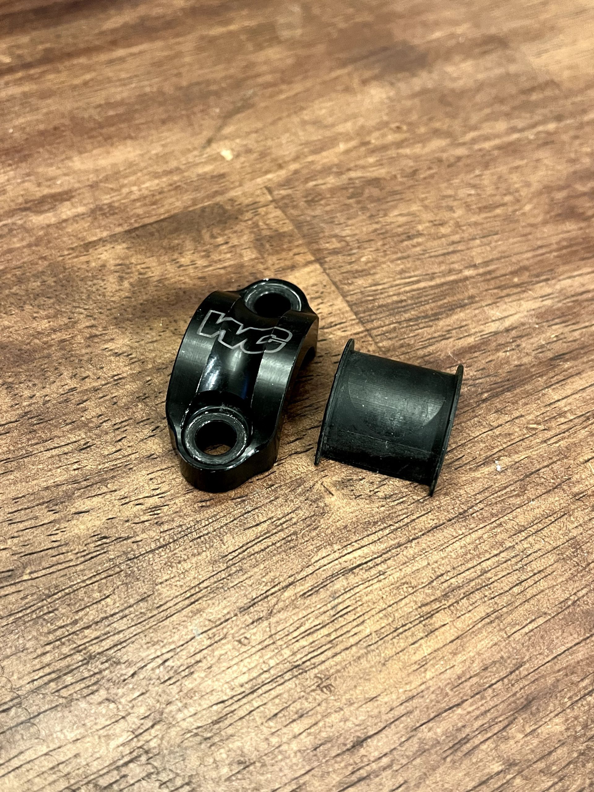 Works Connection Rotating Bar Clamp - Black - 31-300