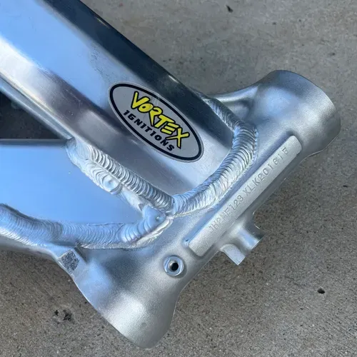 2020-2021 CRF250R Main Frame Chassis W/ Peg Mount -HONDA CRF 250 - 50010-K95-A60
