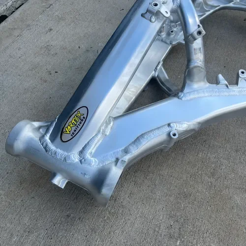 2020 CRF250r Main Frame Chassis (fits: 19-21 crf 250r)
