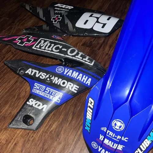 Yamaha Club MX Plastics- Phil Nicoletti RACE USED