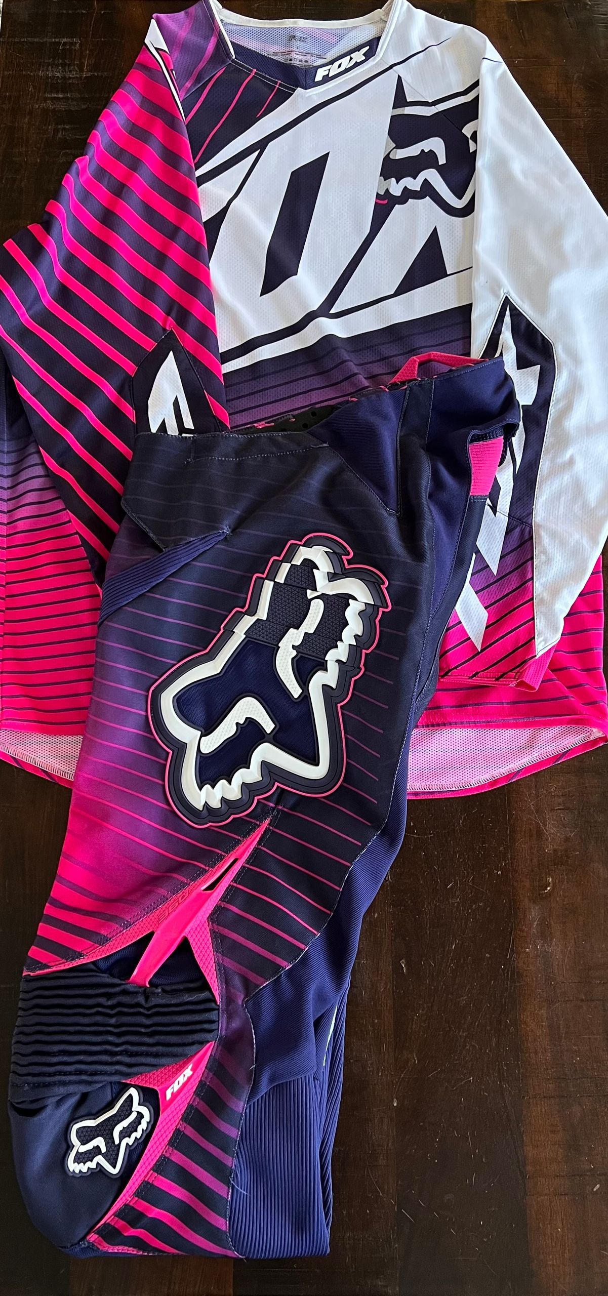 Fox Racing 360 Jersey and Pant with Airline Gloves