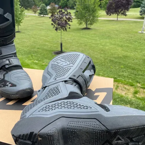 Leatt Boots 5.5 Flexlock - Size 12