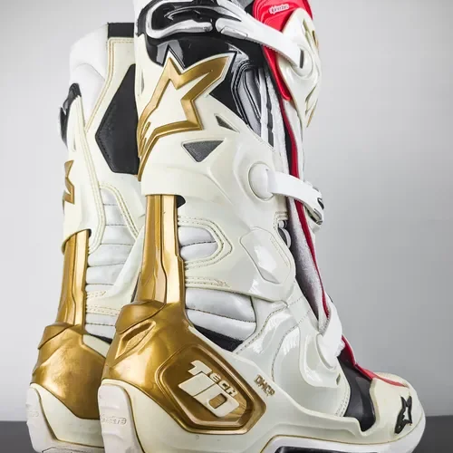 Sz.9 Tech 10•Gold/Off-White w/ Inner Booties (Athlete Only)•SAME DAY SHIPPING!