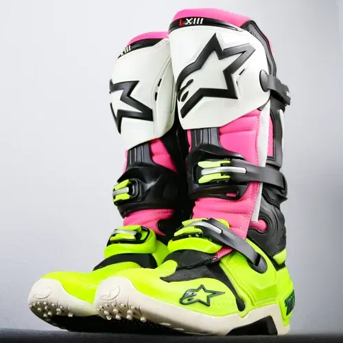 Sz.10 Tech 10 LE• Same Day Shipping! •Radiant(White/Pink/HiViz)•Alpinestars•