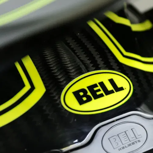 Sz.M Carbon Bell Moto 9 Black/Yellow Helmet