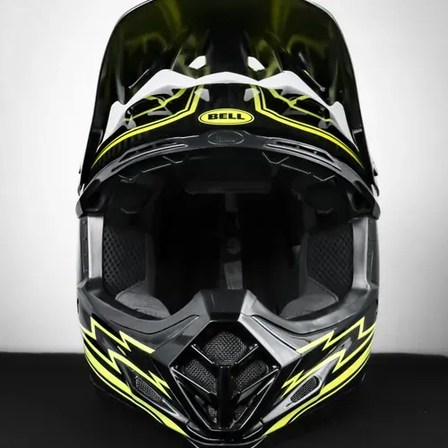 Sz.M Carbon Bell Moto 9 Black/Yellow Helmet