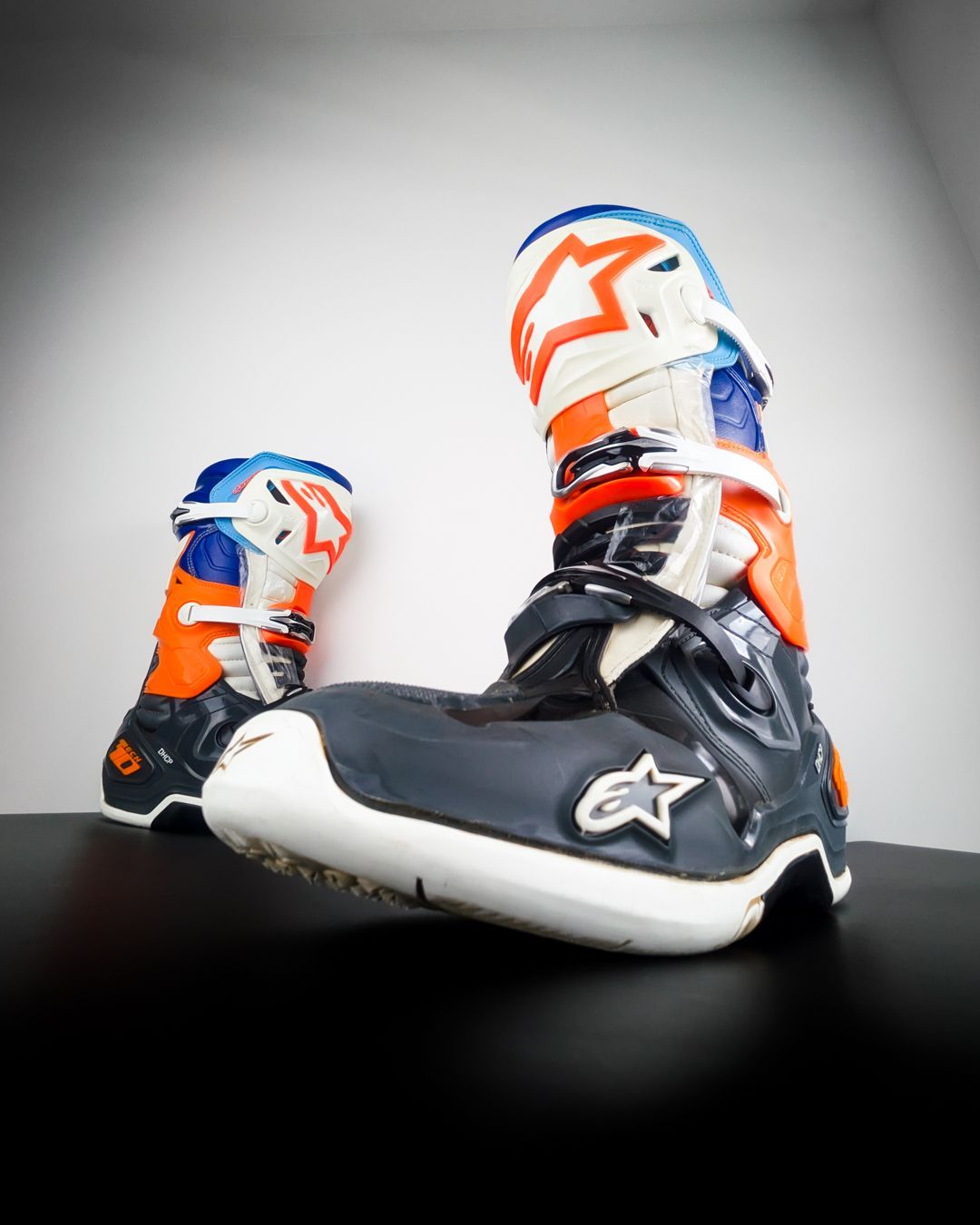 SK♡T Sz.11 Tech 10 Alpinestars White/Orange/Blue (KTM colorway