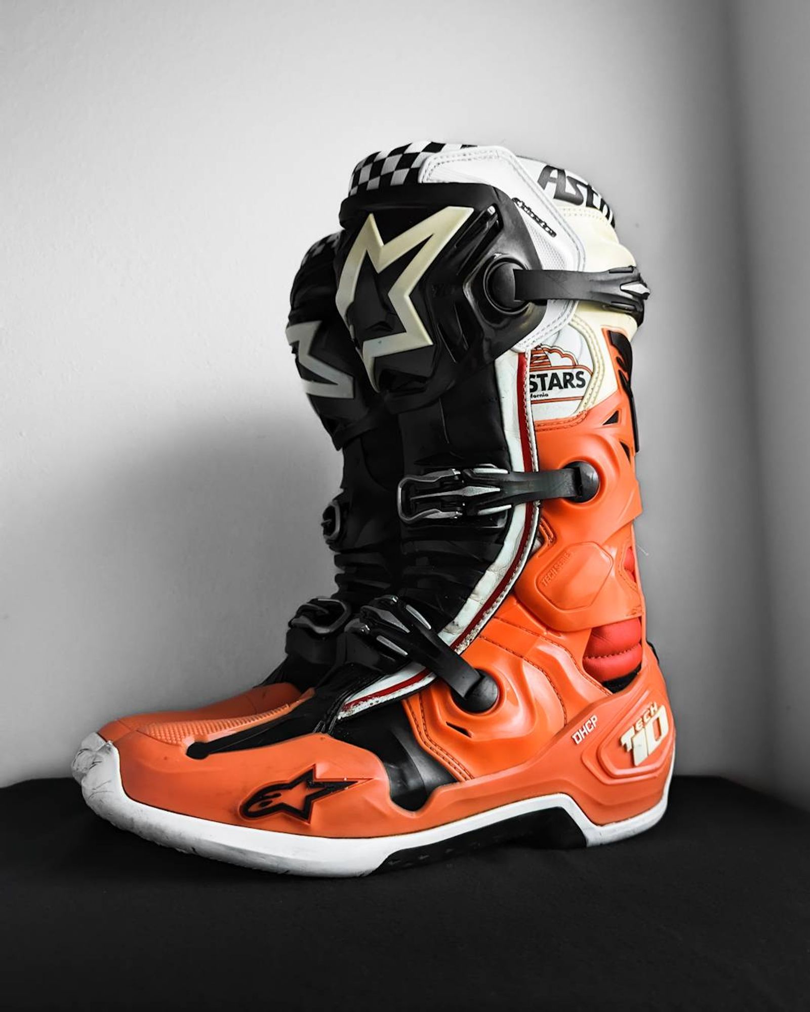Sz. 11 Tech 10 KTM Colorway Limited Edition Angel Boots