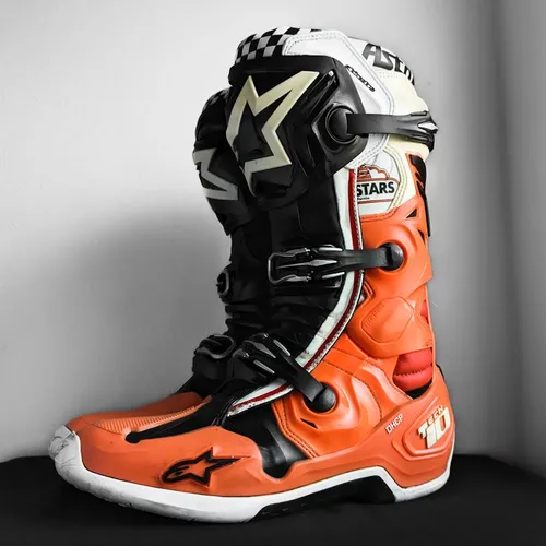Sz. 11 Tech 10 KTM Colorway  Limited Edition Angel Boots